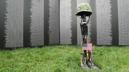 Vietnam Memorial.jpg
