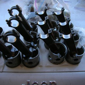 2.0L Pistons and Rods