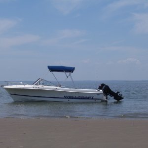 Anchored up at Cobb Island Va. July 08.....What a beautiful day!