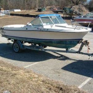 The boat as it first appeared on Ebay.  I knew it was going to be a project....  of course it turned into a bigger project that I thought.