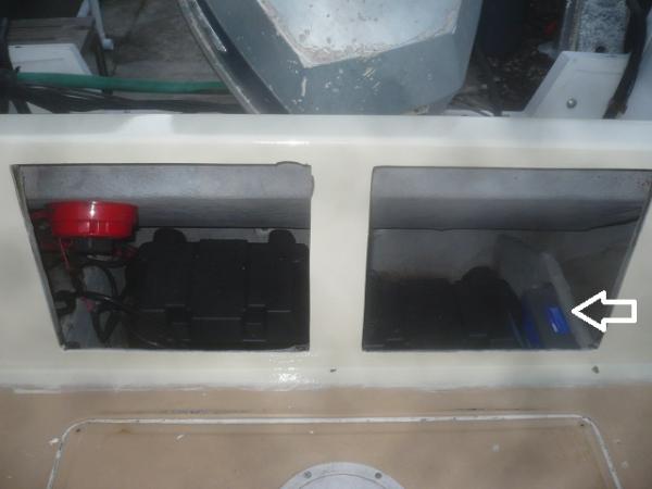 1/8/11 - Installed a Guest 5/5 dual battery charger and mounted new battery boxes.