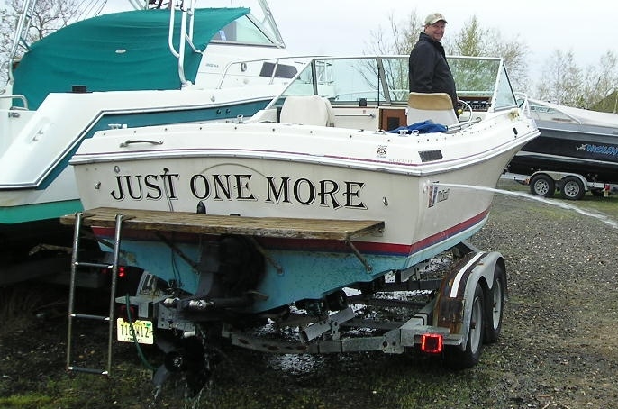 New Boat!!  "Just One More" is an apropriate name since it's my 2nd VStep20.  I still have a couple month's work on the Project Boat and couldn't pass